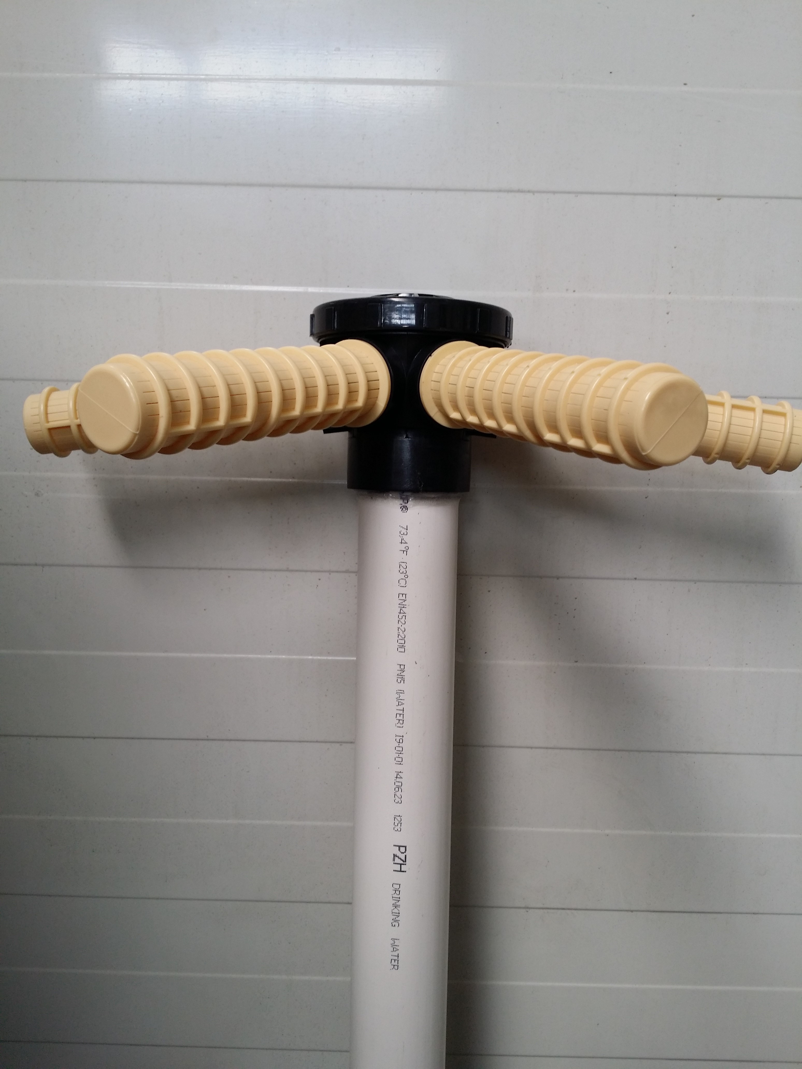 Распределитель с трубой  1,5