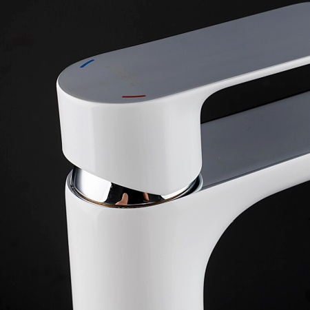 Смеситель для раковины Gappo G48 с гигиеническим душем, белый/хром - КонтурТерм